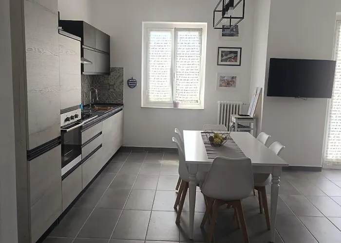 Casa Adele Διαμέρισμα Imperia